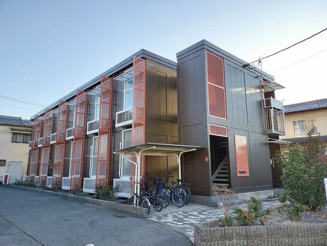 レオパレスフォレストハウス21の外観画像