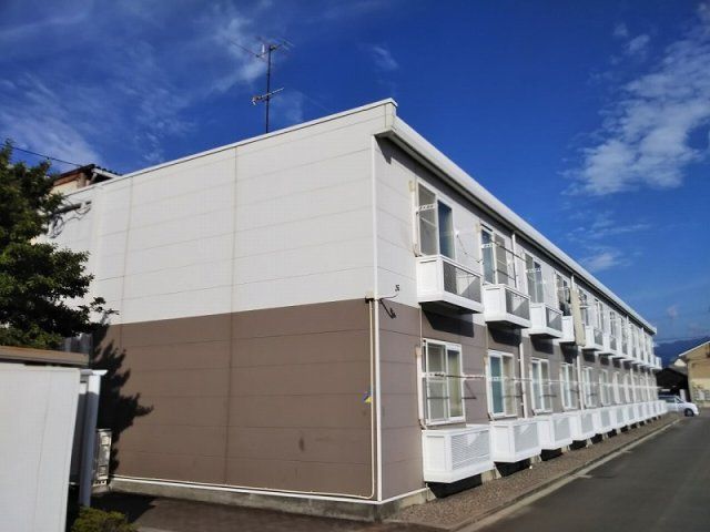 レオパレストレーゾールの外観画像