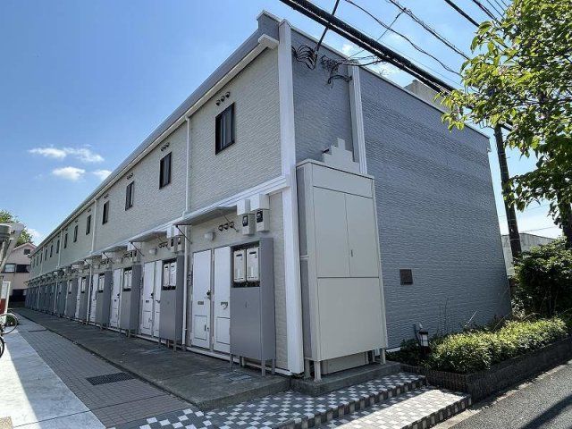 レオパレス緑ヶ丘の外観画像