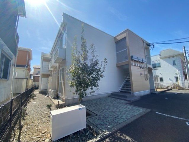 レオパレスコウジマワリの外観画像