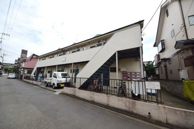 メイプル柳瀬川の外観画像