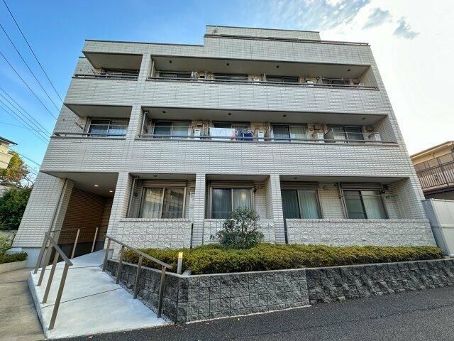 プレミアージュ用賀の外観画像