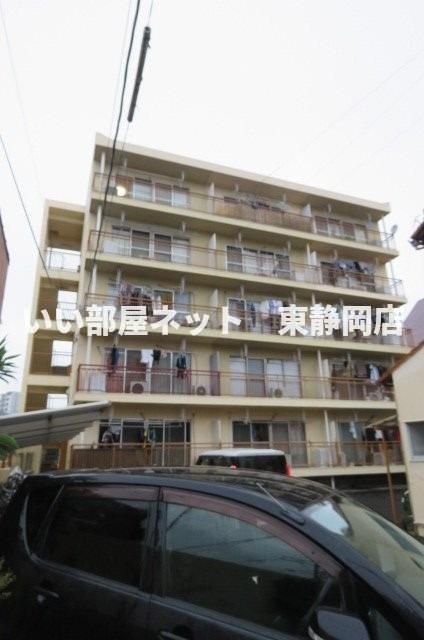 新川ハイツの外観画像