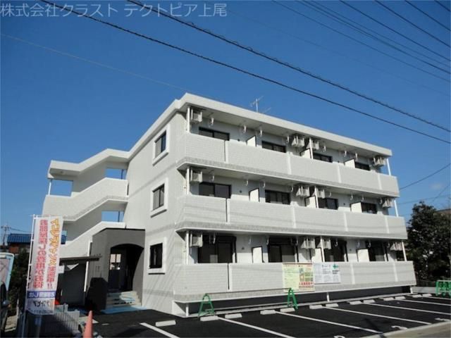 クレセントの外観画像