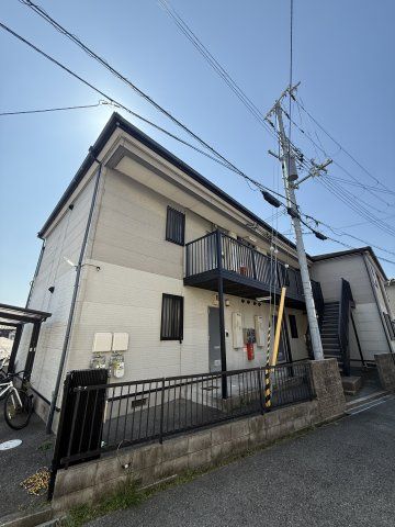 大倉山ハイツB棟の外観画像
