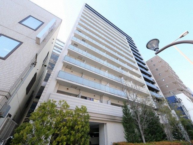 イニシアブランなんばの外観画像