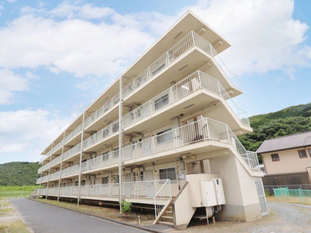 ビレッジハウス八浜1号棟の外観画像