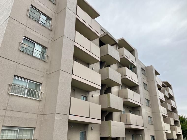 西所沢椿峰ニュータウン27街区1号棟の外観画像