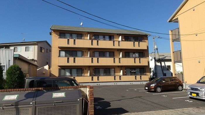 リファルジェント泉 B棟の外観画像