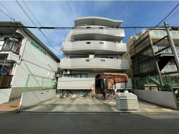 メゾンルヴールの外観画像