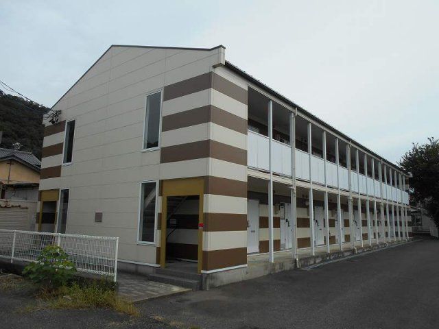 レオパレスつぬがの外観画像