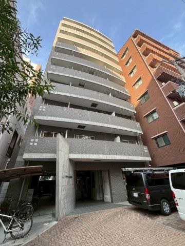 マインズ・コム南森町の外観画像
