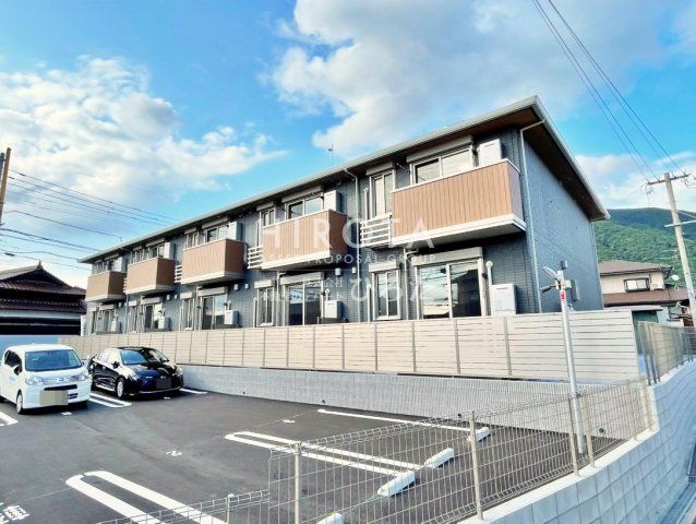 D-ROOM上葛原の外観画像