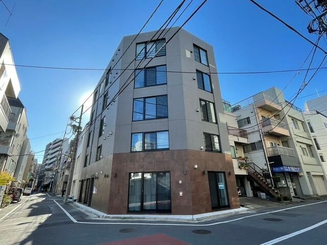CREAL新宿山吹町の外観画像