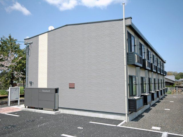 レオパレスいずみの外観画像