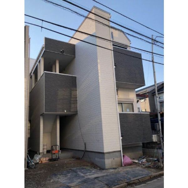 シャトー・ロマーニの外観画像