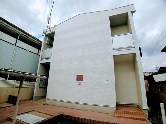 レオパレスサントラピーノの外観画像