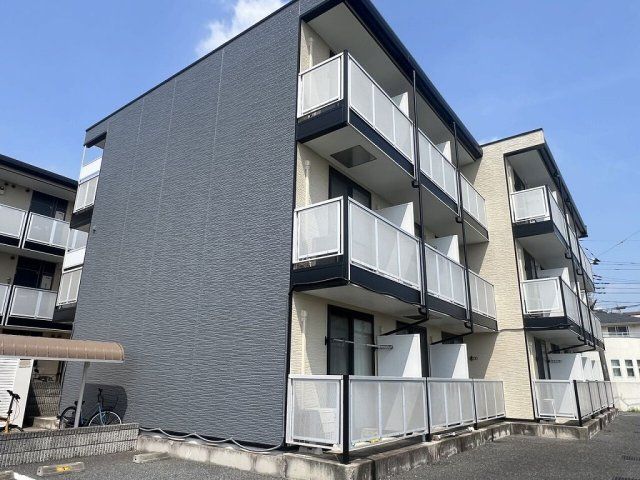 レオパレスカーニバルⅡの外観画像