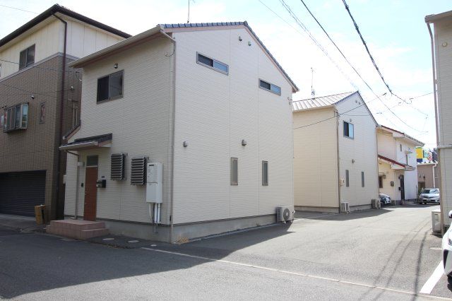 厚生町貸家B棟の外観画像