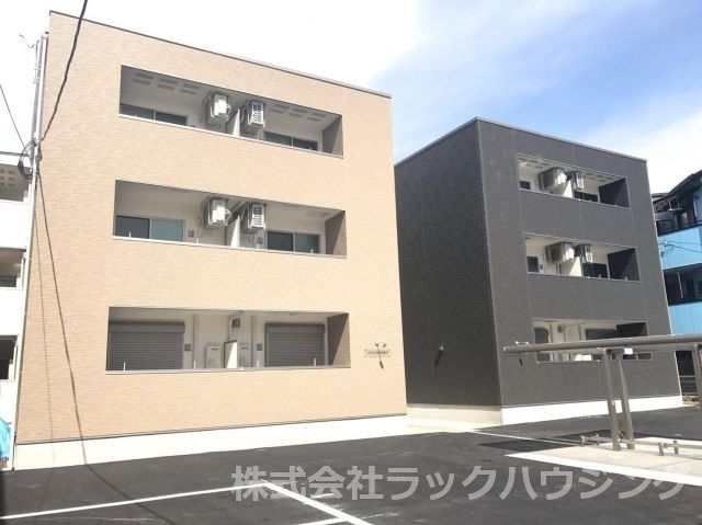 フジパレス皐月WESTの外観画像
