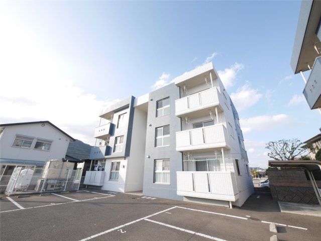 プレステージ西工大前IIの外観画像