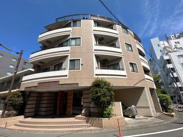 朝日ラ・パリオ四谷の外観画像