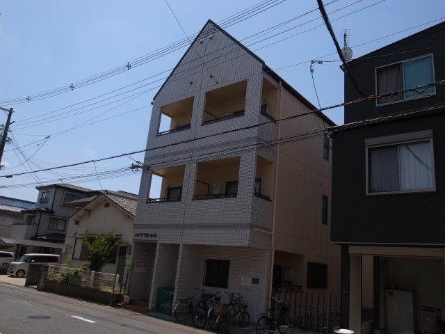ハイツフローレスの外観画像