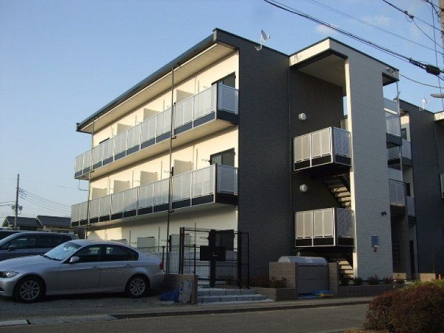 レオパレスLUNA PIENAの外観画像