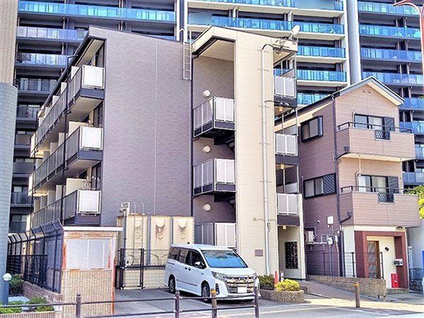レオパレスフィオレ2の外観画像