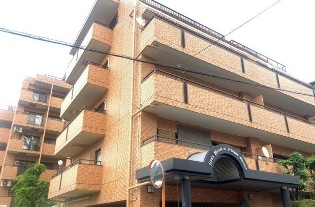 ライオンズマンション杁中ガーデンD棟の外観画像