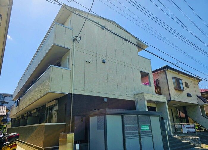 クレシア東川口の外観画像