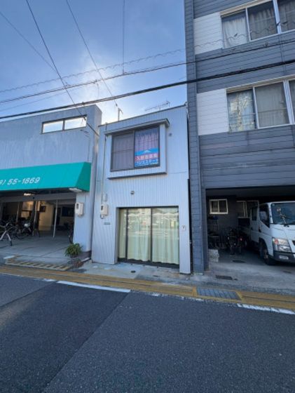 駅前借家の外観画像