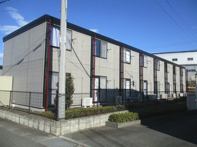 レオパレスMouIris壱番館の外観画像