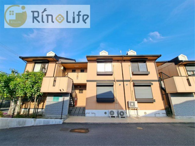 ロイヤルクレストの外観画像