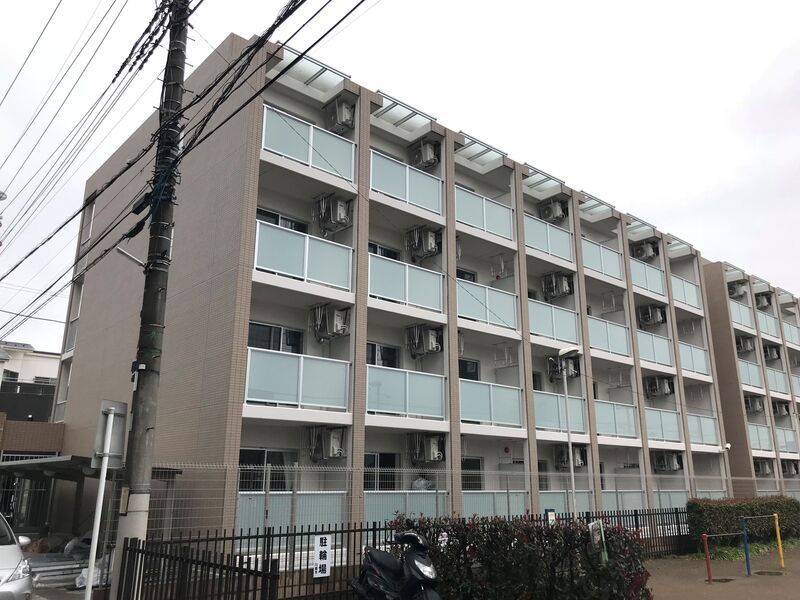アステルの外観画像