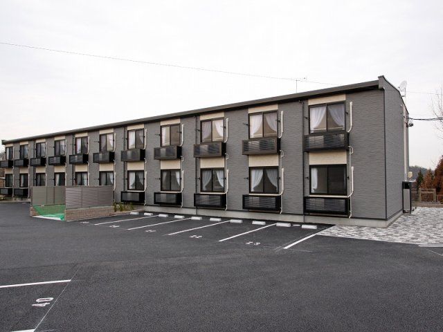 レオパレス穴田の外観画像