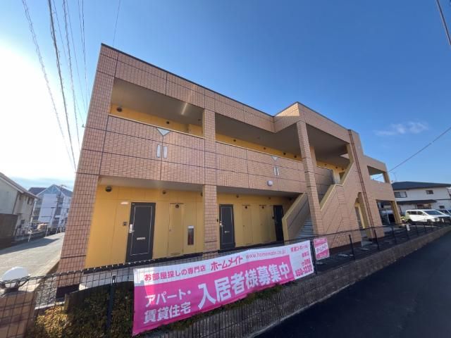 ルミエール ラパンの外観画像