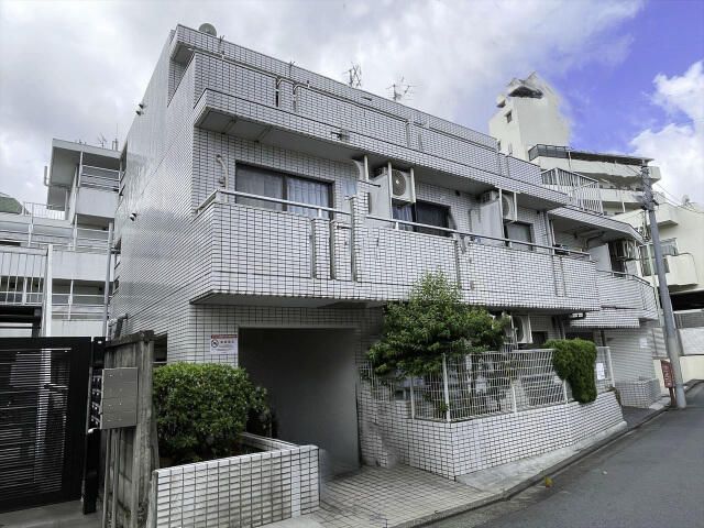 スカイコート都立大学の外観画像