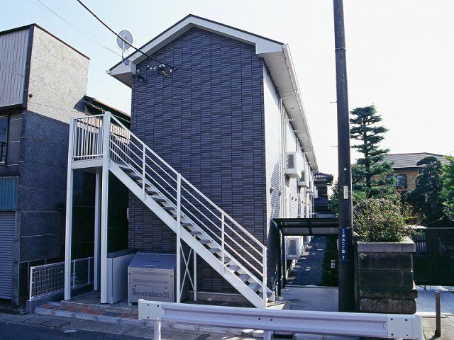 レオパレスFの外観画像