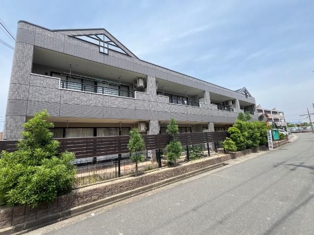 ガーデニングパレス久御山の外観画像