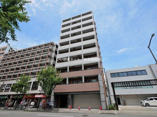 プルミエール江坂の外観画像