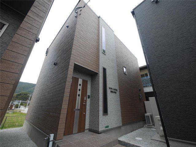 サンラプロ葛原本町 B棟の外観画像