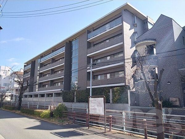 プレシアスコート本山の外観画像