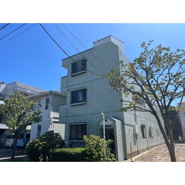 グリーンプゾムの外観画像