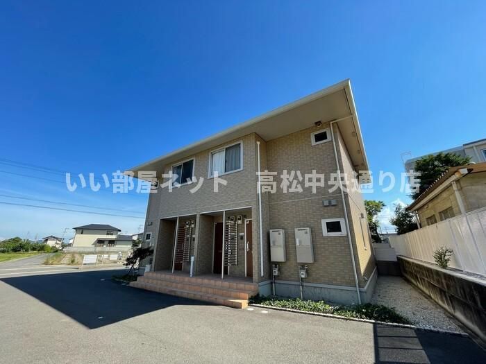 アムール A棟の外観画像