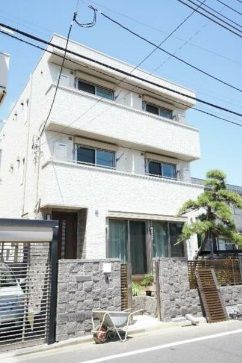 シャーメゾンPino高松の外観画像