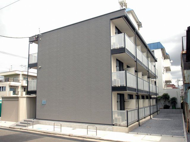 A&Fの外観画像