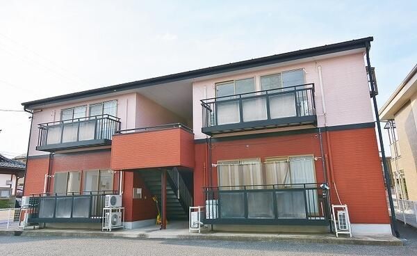 クレセール越野Bの外観画像
