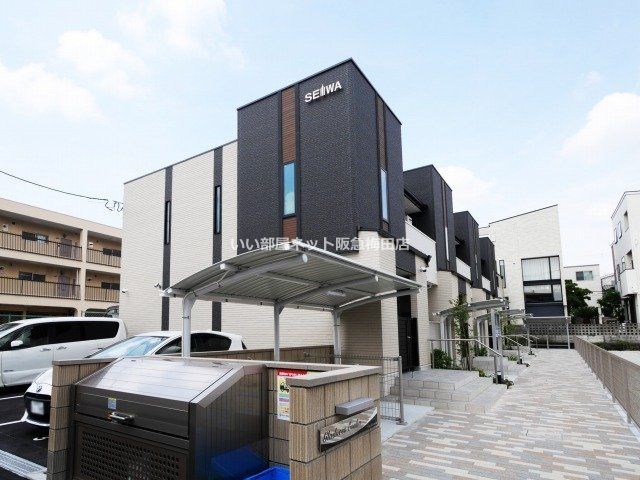 グラッドネス江坂の外観画像