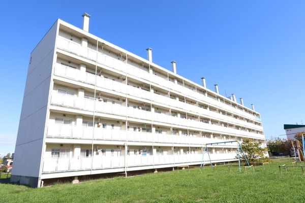 ビレッジハウス新東町1号棟の外観画像